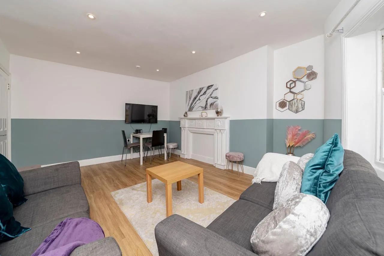 Flash Sale Central Hove 2 Bedroom Flat Bn38Bru05 Apartment