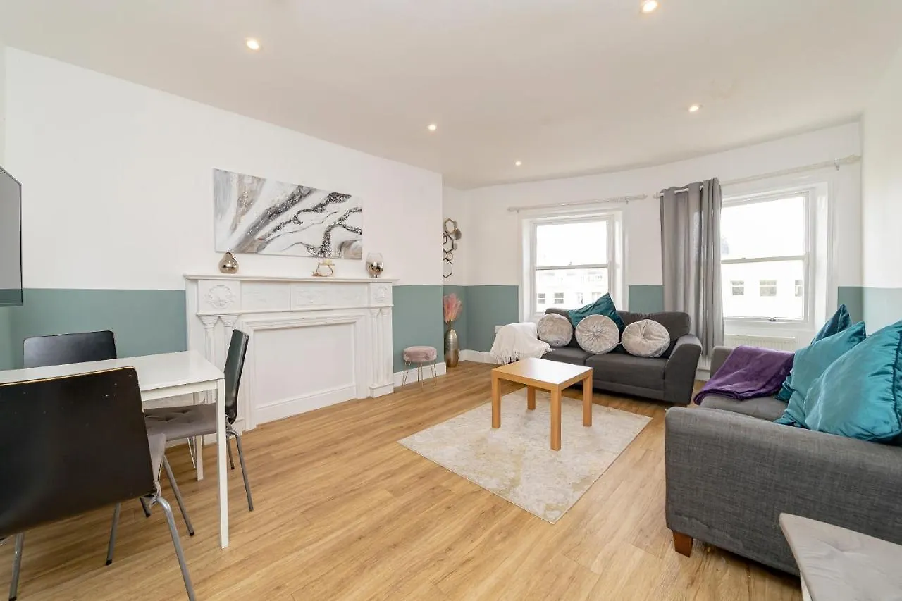 Flash Sale Central Hove 2 Bedroom Flat Bn38Bru05 0*, Brighton